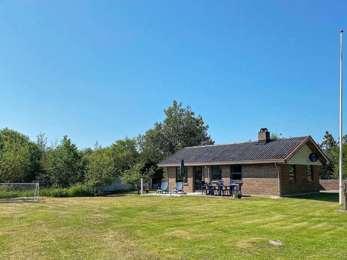 8 Person Holiday Home In R M Lakolk 외부 사진