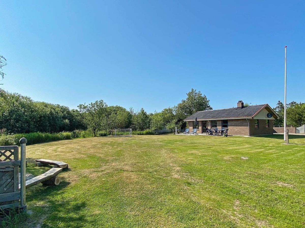 8 Person Holiday Home In R M Lakolk 외부 사진